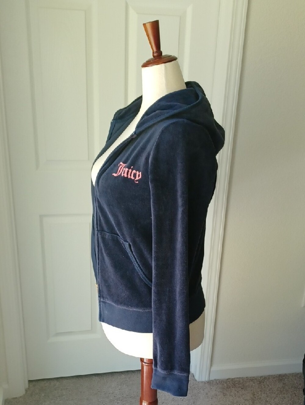 Juicy Couture Navy Velour Zip Hoodie with Pink Logo Large - Picture 5 of 12